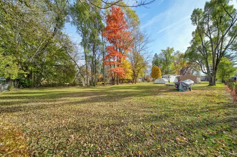 Exterior - 9260 Charmin, Jackson, MI 49201 photo 6 of 10