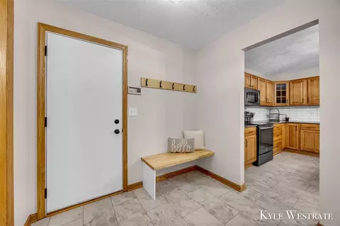 Entry Way - 4101 White Pne, Dorr, MI 49323 photo 1 of 1
