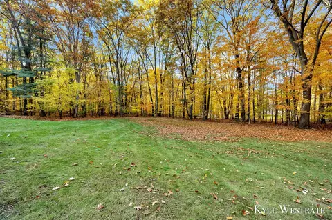 Exterior - 4101 White Pne, Dorr, MI 49323 photo 9 of 10