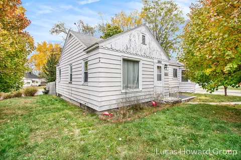 2810 Charlesgate, Wyoming, MI 49509