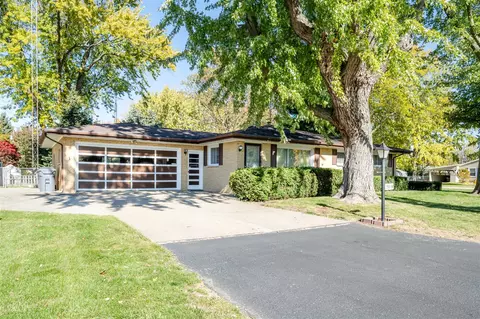 2781 N N Trl, Saint Joseph, MI 49085