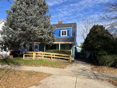 859 Lake Michigan, Grand Rapids, MI 49504