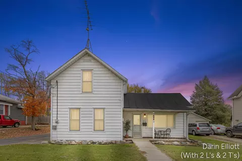 644 N Jackson, Ionia, MI 48846