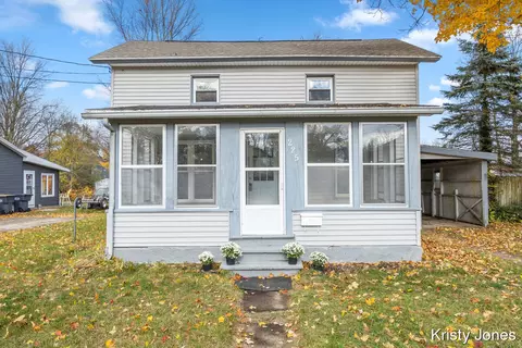 225 E Franklin, Otsego, MI 49078