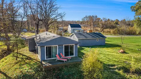 1464 E Ctr, Hastings, MI 49058