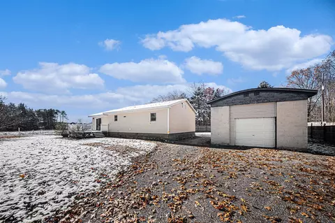 Exterior - 8470 Kennedy, Munith, MI 49259 photo 1 of 3