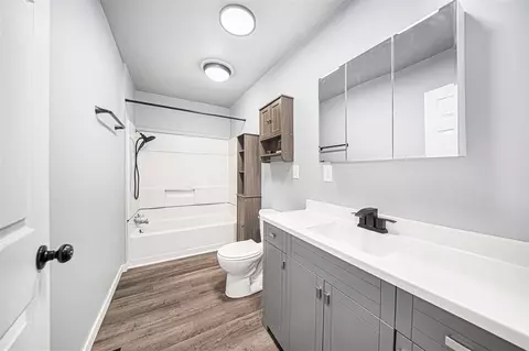 Bath - 8470 Kennedy, Munith, MI 49259 photo 1 of 1