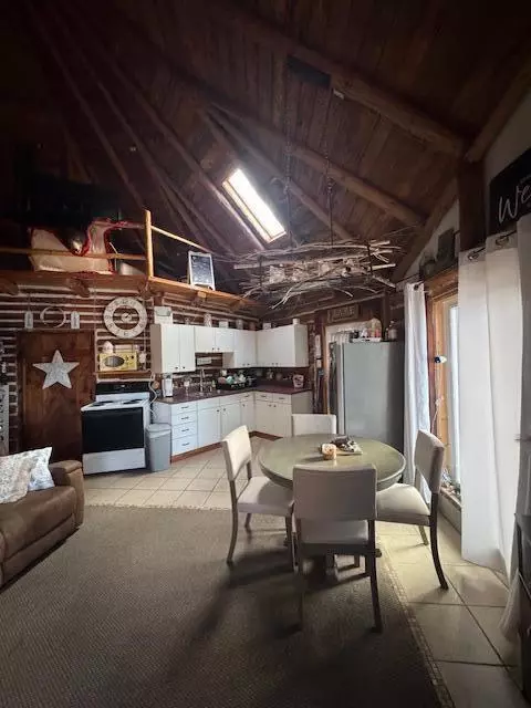 Dining - 9013 S Three Lks, Baldwin, MI 49304 photo 1 of 1