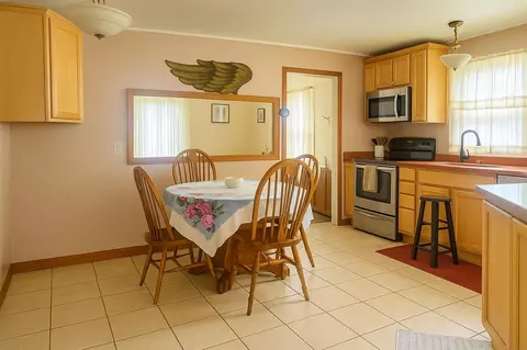 Kitchen - 529 Brewer, Marshall, MI 49068 photo 2 of 2