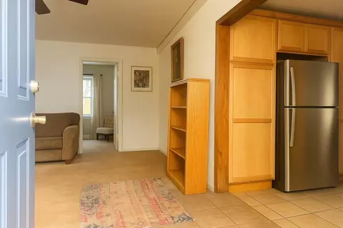 Entry Way - 529 Brewer, Marshall, MI 49068 photo 2 of 2