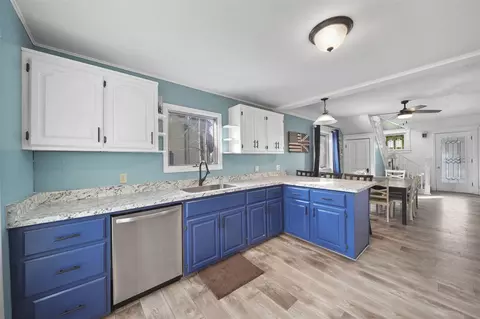 Kitchen - 209 Hanover, Concord, MI 49237 photo 2 of 4