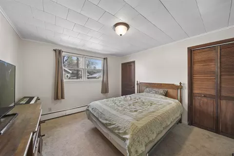 Bedroom - 209 Hanover, Concord, MI 49237 photo 1 of 7