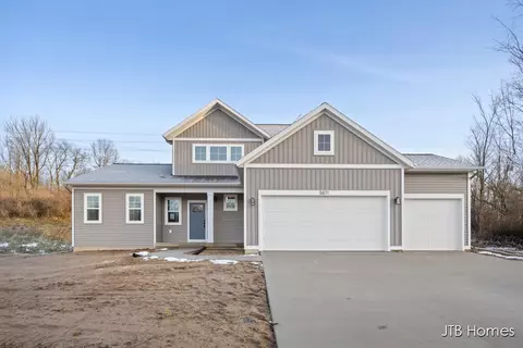 5871 Valley Pt, Caledonia, MI 49316