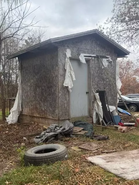 467 E Post, White Cloud, MI 49349 photo 3