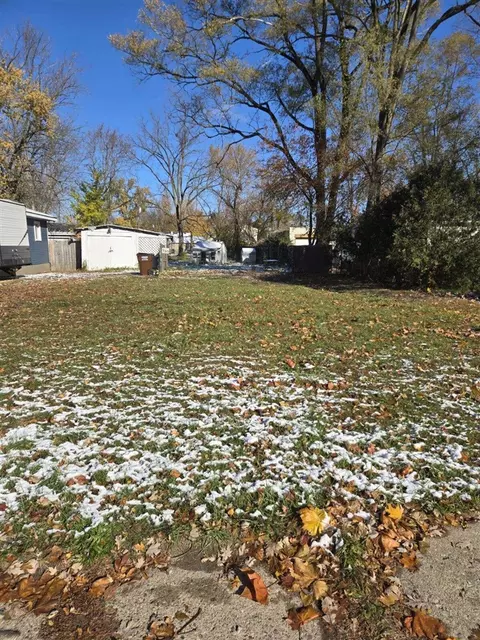 765 Davis, Ypsilanti, MI 48198