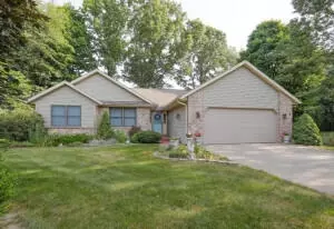 32890 Robin, Paw Paw, MI 49079