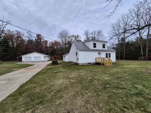 4275 E 8th, White Cloud, MI 49349