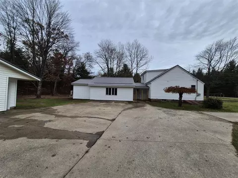 4275 E 8th, White Cloud, MI 49349 photo 12