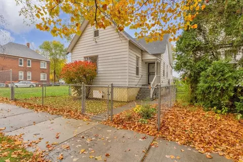 4450 Military, Detroit, MI 48210