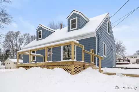 273 Summit, Rockford, MI 49341