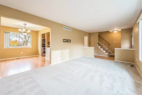 Living - 533 Forestbrooke, Saline, MI 48176 photo 2 of 7