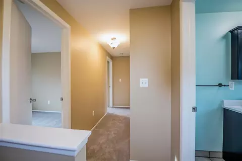 Entry Way - 533 Forestbrooke, Saline, MI 48176 photo 3 of 4