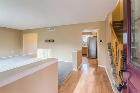 Entry Way - 533 Forestbrooke, Saline, MI 48176 photo 1 of 4