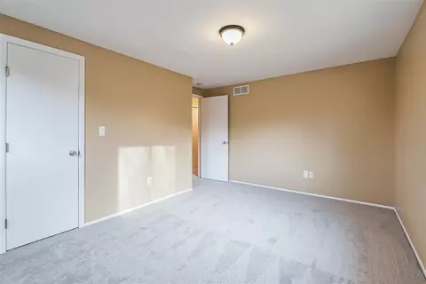 Bedroom - 533 Forestbrooke, Saline, MI 48176 photo 8 of 8
