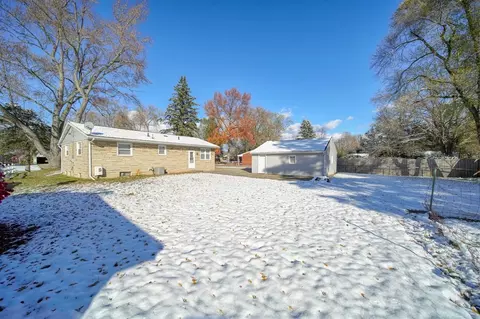 Exterior - 1273 E Southfield, Jackson, MI 49203 photo 7 of 9