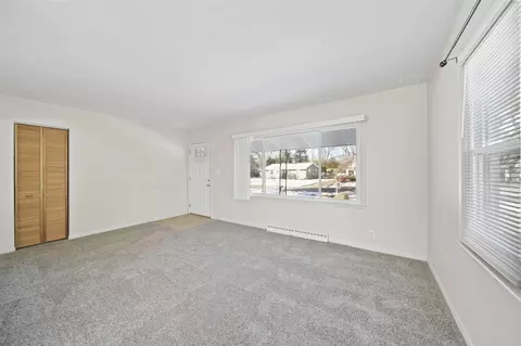 Living - 1273 E Southfield, Jackson, MI 49203 photo 3 of 3