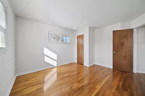 Bedroom - 1273 E Southfield, Jackson, MI 49203 photo 6 of 6