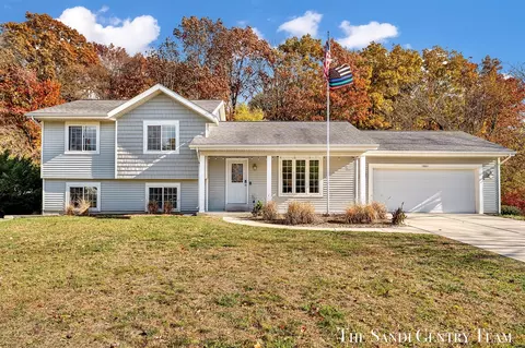14001 Ridgewood, Holland, MI 49424