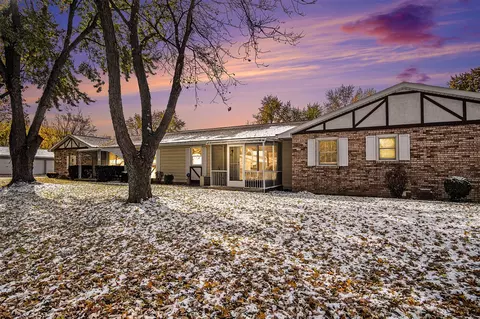 903 Andover, Kentwood, MI 49508