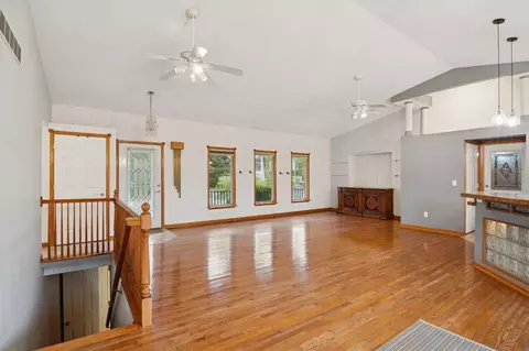 Living - 6000 San Luray, Gregory, MI 48137 photo 4 of 8
