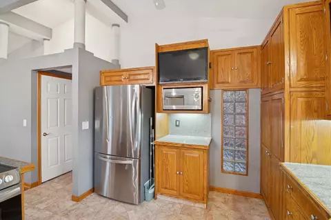 Kitchen - 6000 San Luray, Gregory, MI 48137 photo 6 of 7