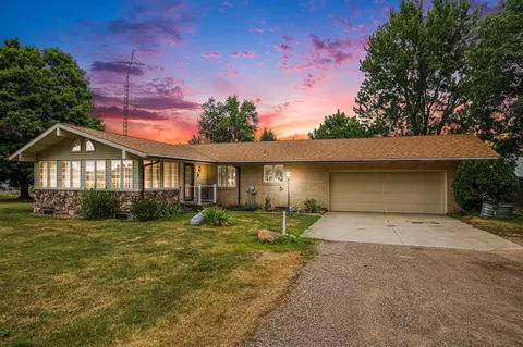 7349 E Main, Eau Claire, MI 49111