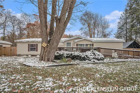 1585 Richards, Allegan, MI 49010