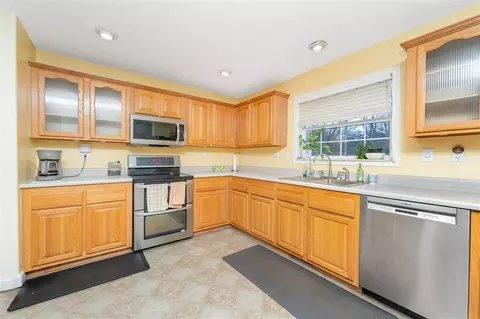 815 7th, Plainwell, MI 49080 photo 10