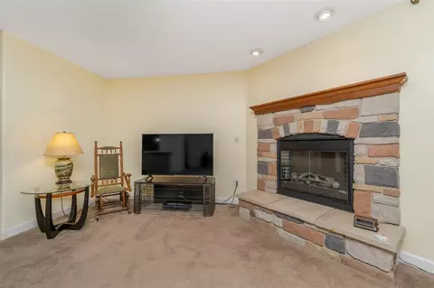 815 7th, Plainwell, MI 49080 photo 5