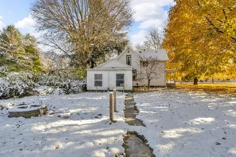 Exterior - 902 Fleming, Jackson, MI 49202 photo 6 of 11