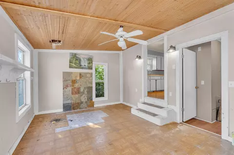 Other - 902 Fleming, Jackson, MI 49202 photo 5 of 10