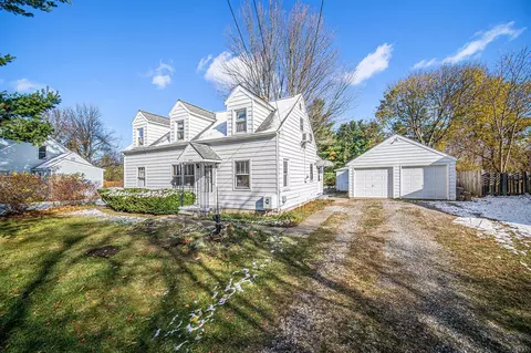 800 S S Un, Tecumseh, MI 49286