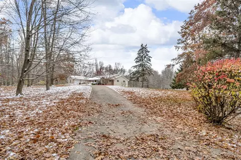 Exterior - 1776 Glasgow, Jackson, MI 49201 photo 11 of 11
