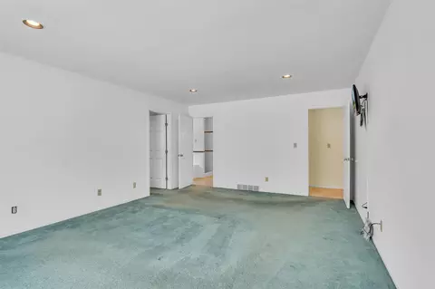 Bedroom - 1776 Glasgow, Jackson, MI 49201 photo 2 of 5