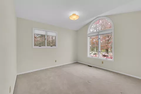 Bedroom - 1776 Glasgow, Jackson, MI 49201 photo 4 of 5
