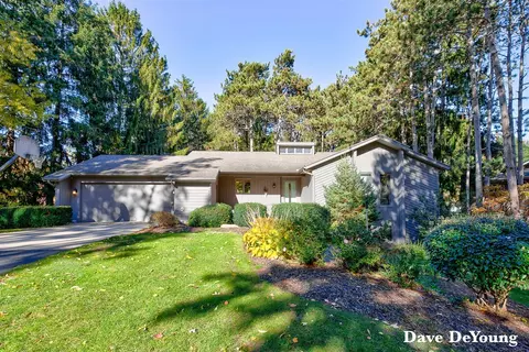 15877 Fendt Farm, Holland, MI 49424