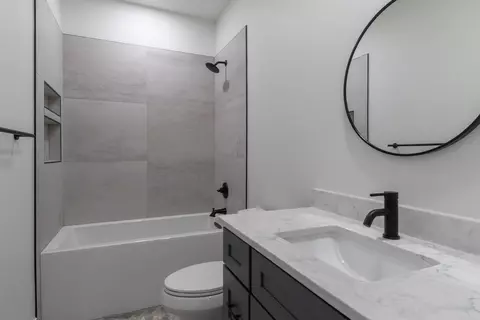 Bath - 6952 E, Richland, MI 49083 photo 4 of 4