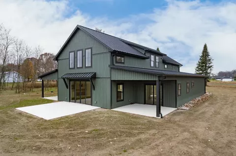 Exterior - 6952 E, Richland, MI 49083 photo 3 of 6