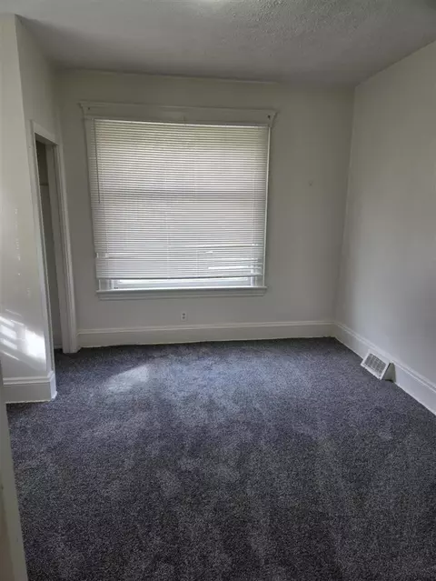 Bedroom - 603 2nd, Jackson, MI 49203 photo 2 of 5