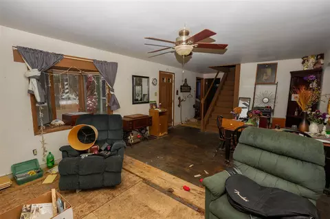 Living - 402 S Madison, Marshall, MI 49068 photo 2 of 3